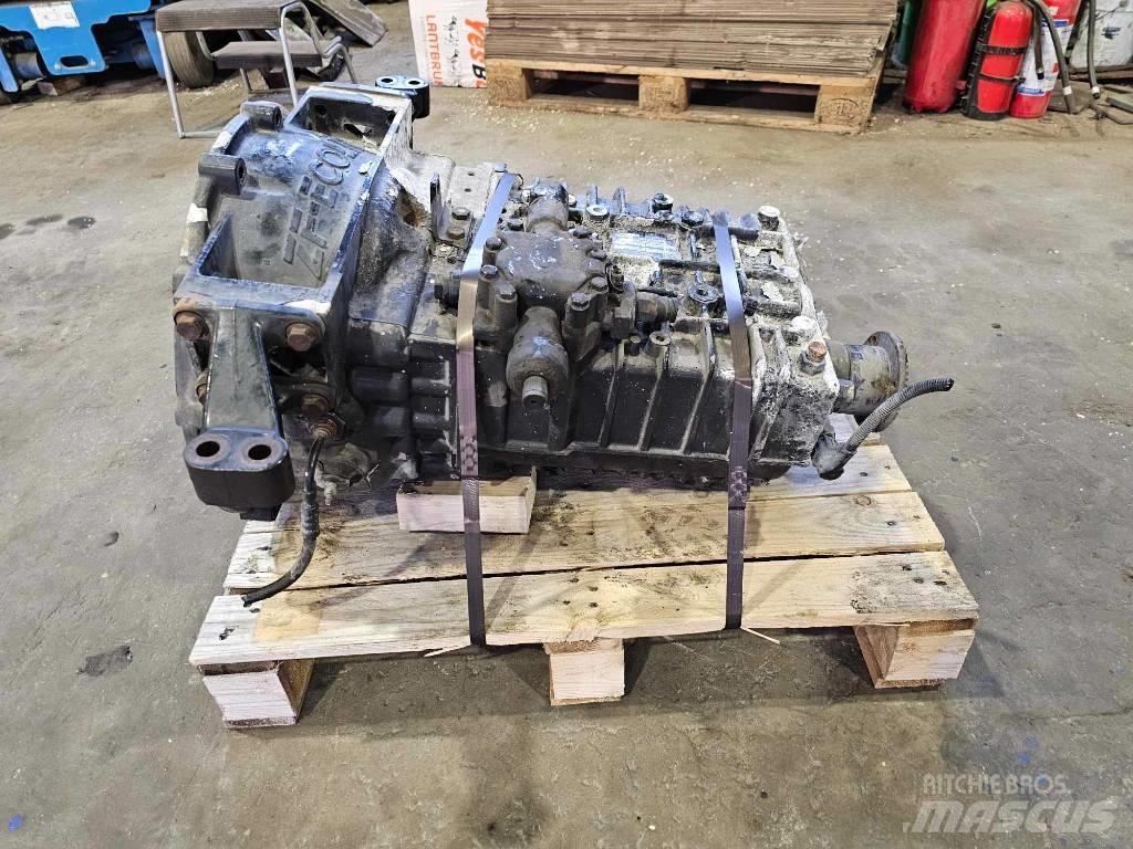 ZF 6S 850 变速器