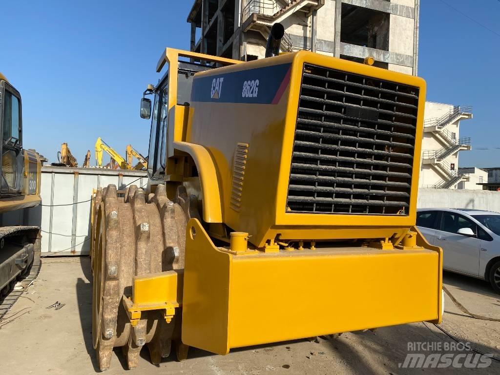 CAT 826 G 土壤压实机