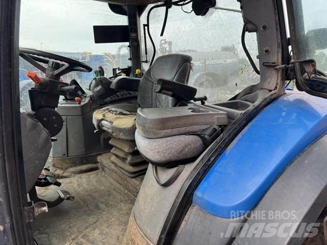New Holland T6030 拖拉机/农用车