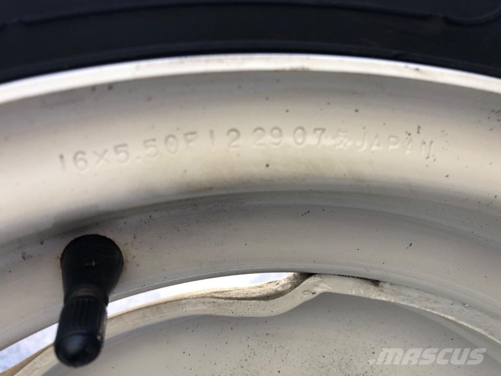 Bridgestone AS 7-16 小型拖拉机