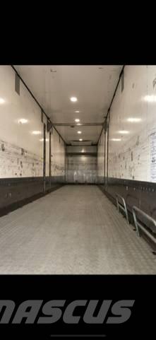 VAK V 4-40 冷藏拖车