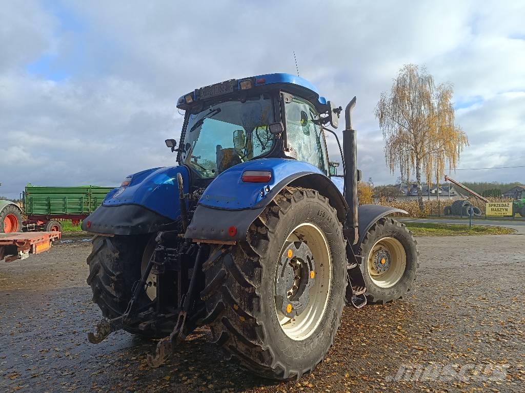 New Holland T 7050 拖拉机/农用车