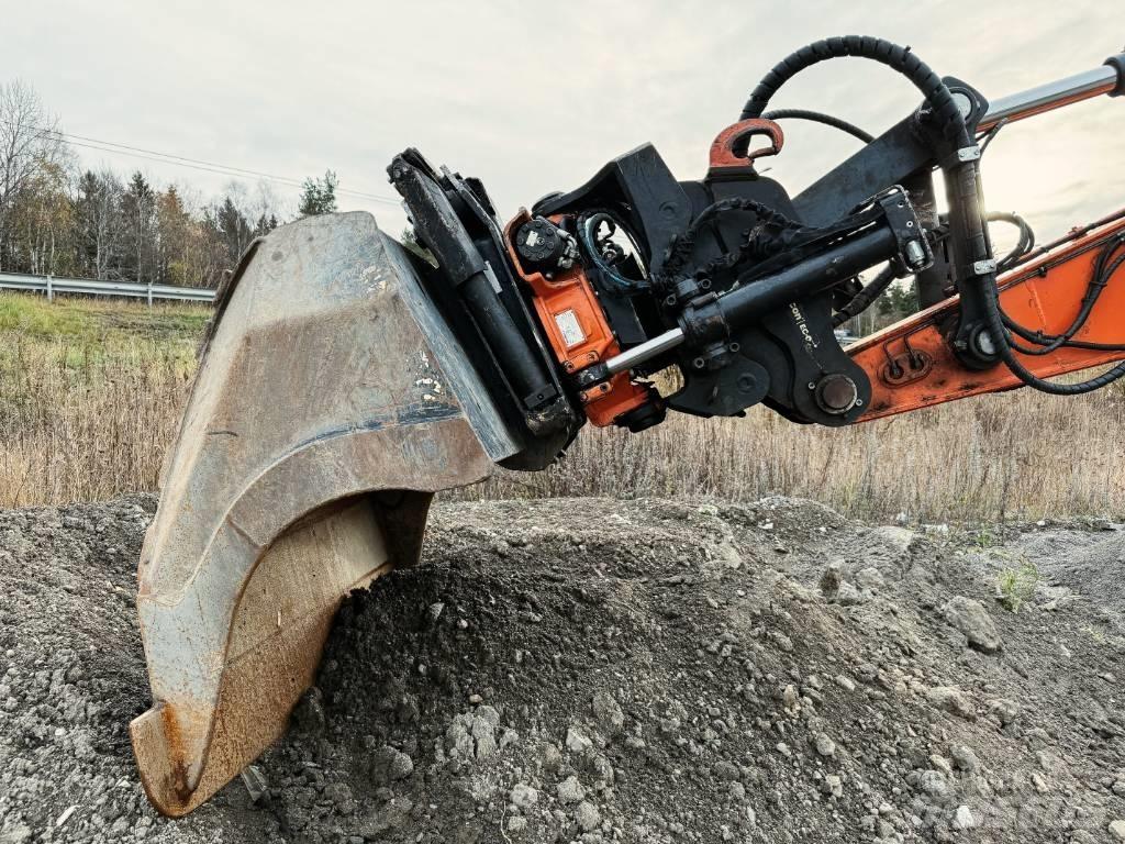 Doosan DX170W-5 轮式挖掘机