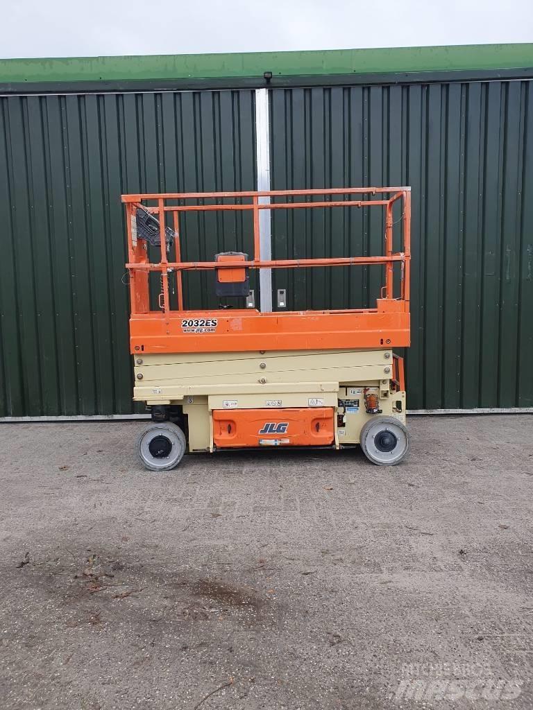 JLG 2032 ES 剪叉式升降机