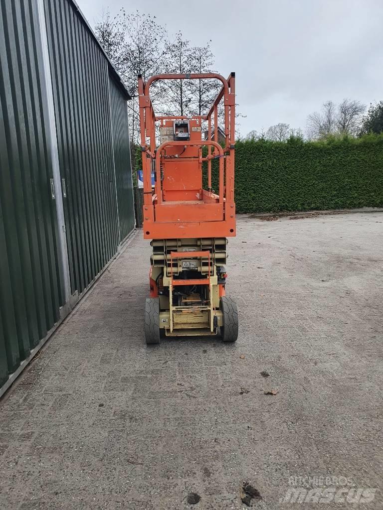 JLG 2032 ES 剪叉式升降机