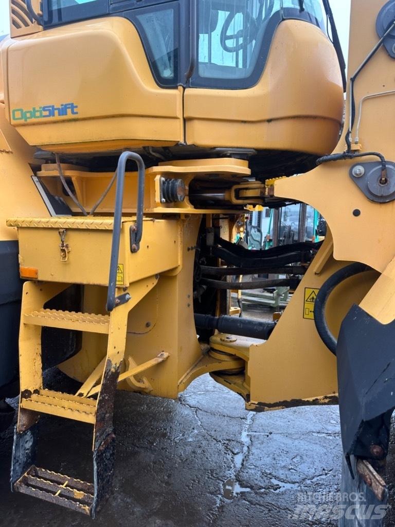 Volvo L 220 G 轮式装载机