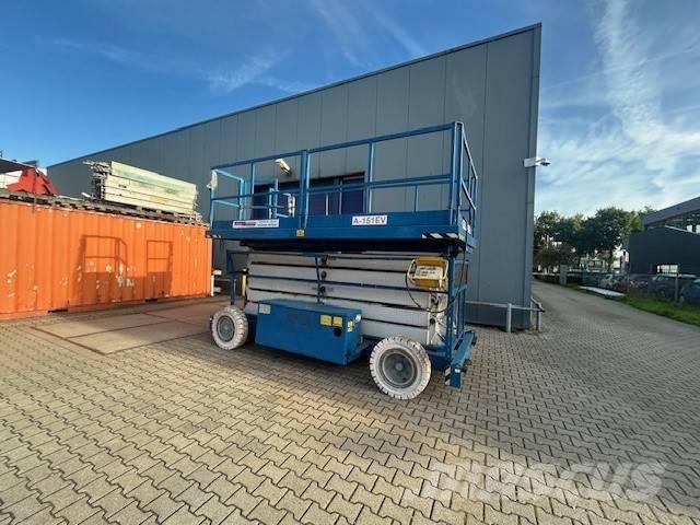 Holland Lift A151EV 剪叉式升降机