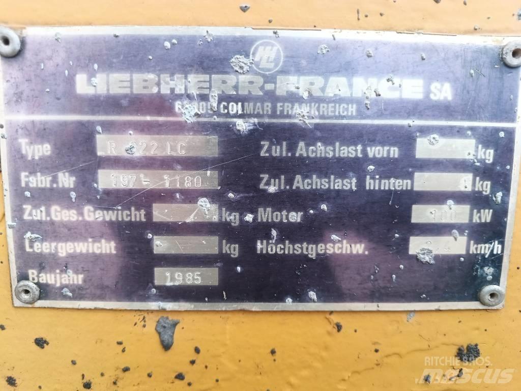 Liebherr R 922 L 履带挖掘机
