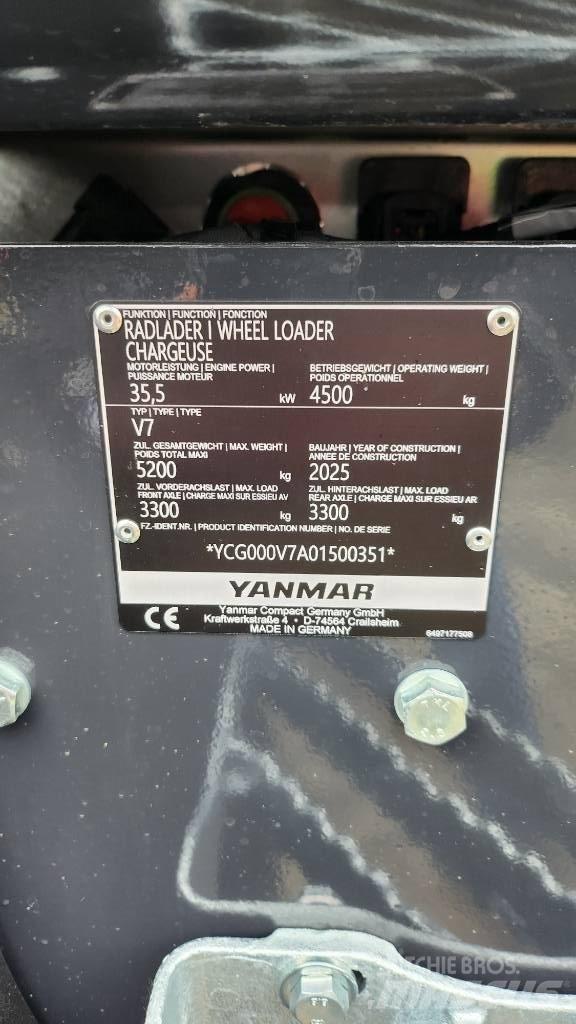 Yanmar Radlader V7HW 轮式装载机