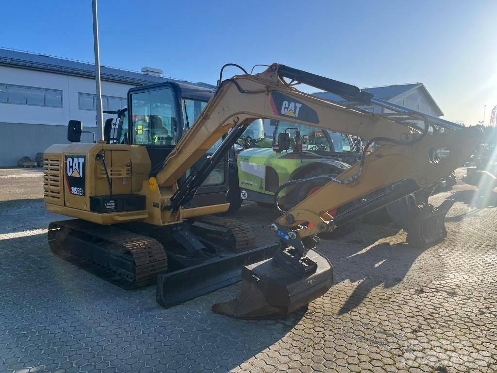 CAT 305.5 E2 小型挖掘机