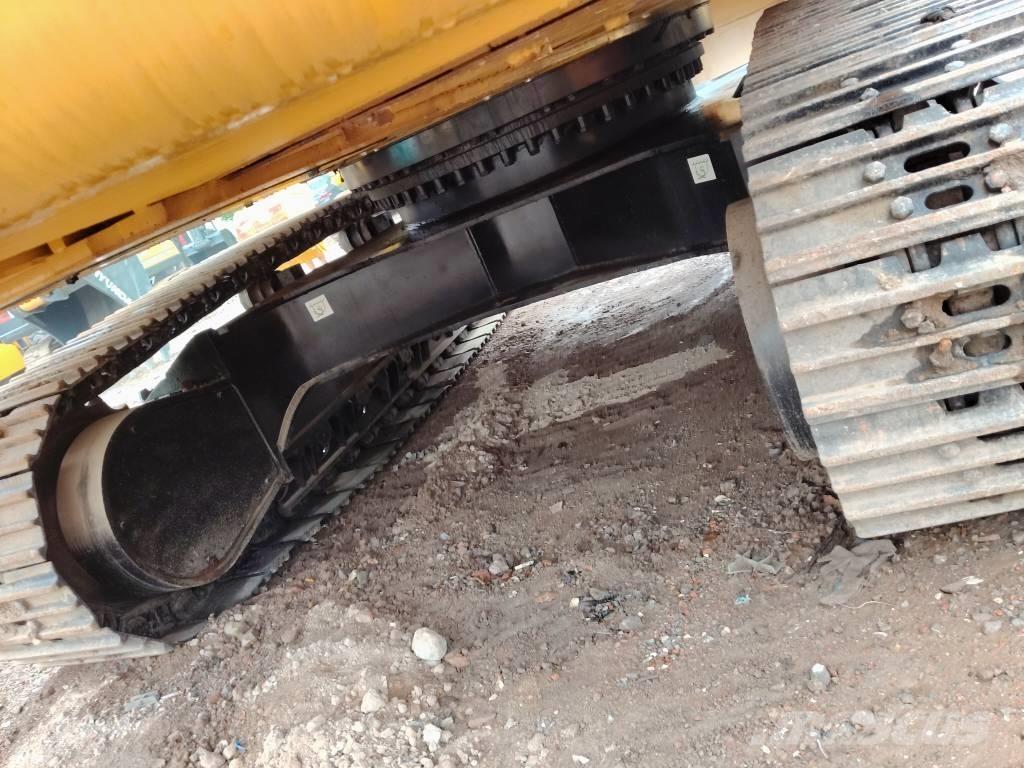 CAT 330 D 履带挖掘机