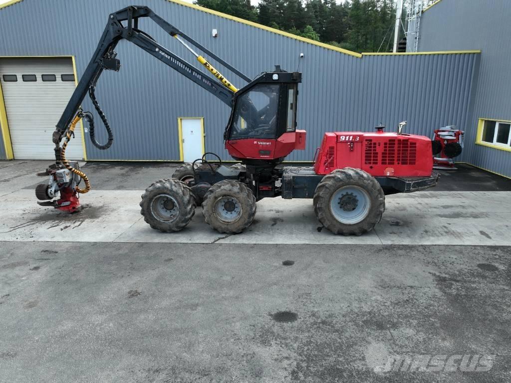 Valmet 911.3 收割机