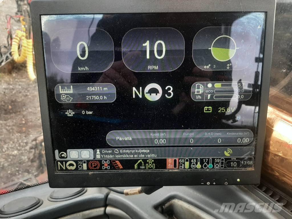 Komatsu 901 收割机