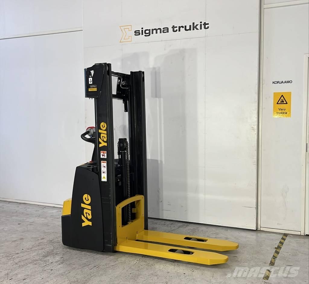 Yale MS 10 手推堆垛车