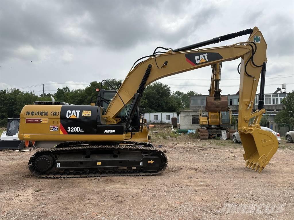 CAT 320 D 履带挖掘机