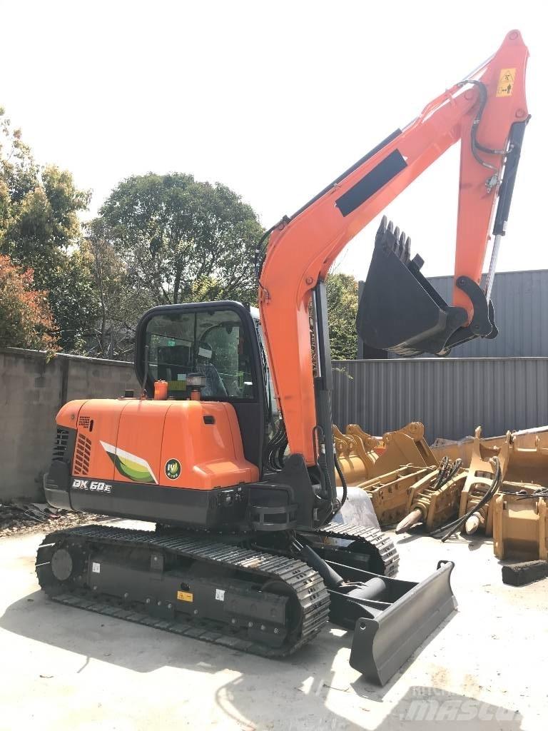 Doosan DX 60 小型挖掘机