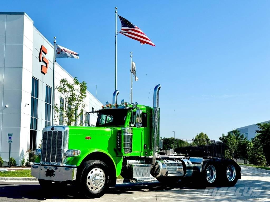 Peterbilt 389 牵引车