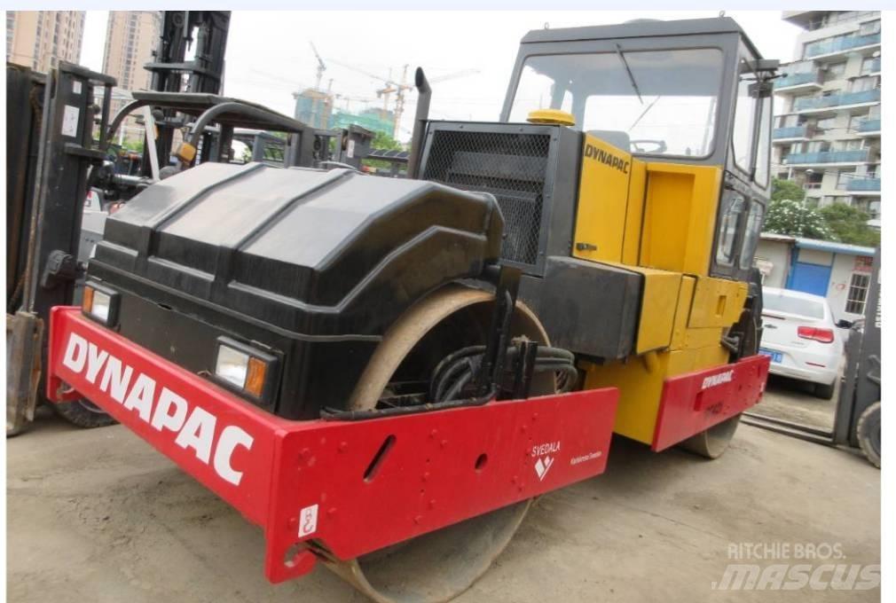 Dynapack CC421 单轮压路机