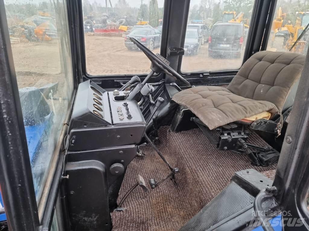 MTZ 82 拖拉机/农用车