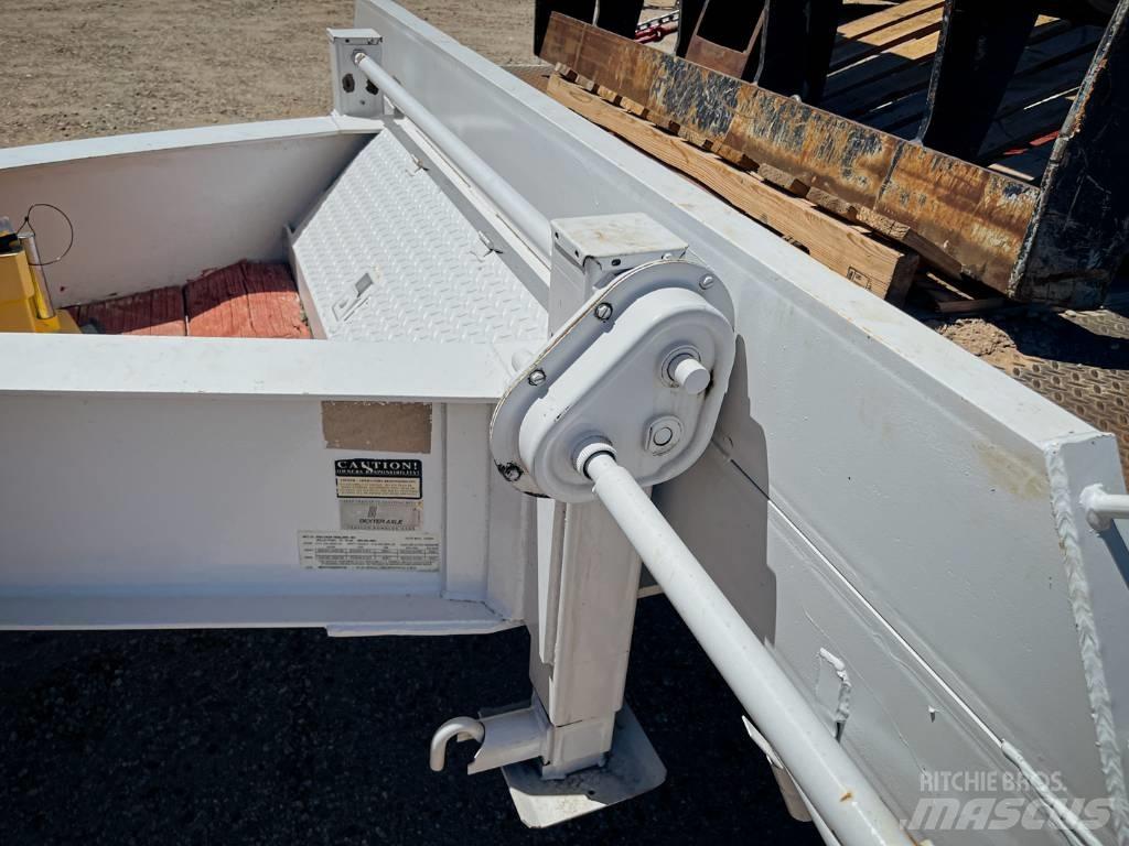  Pro-Trak Trailers 自卸半挂车