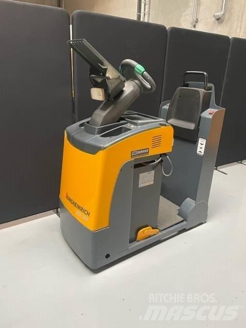 Jungheinrich EZS 130 搬运车