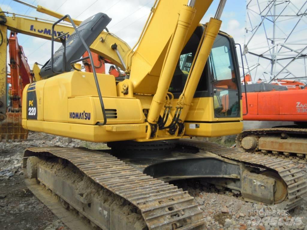 Komatsu PC 220-8 履带挖掘机