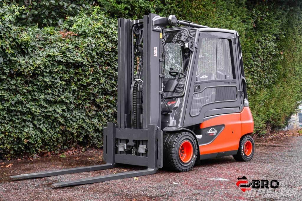 Linde E35L-01 电动叉车