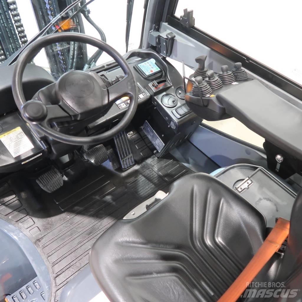 Toyota 02-8FGJF35 天然气叉车