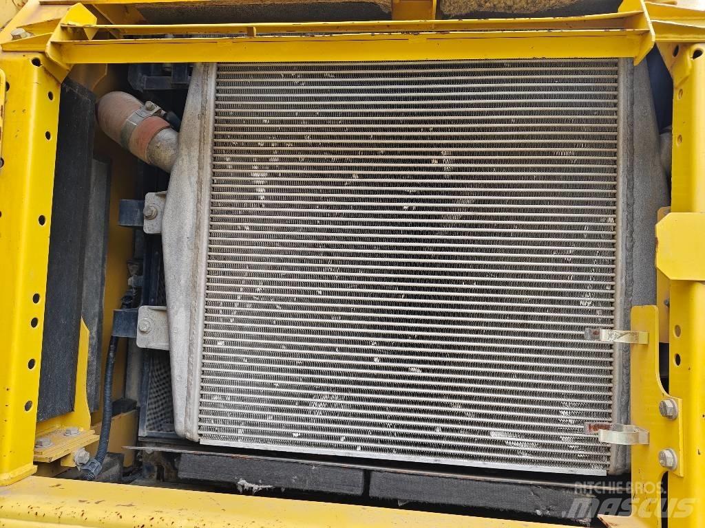 Komatsu PC 450-8 履带挖掘机