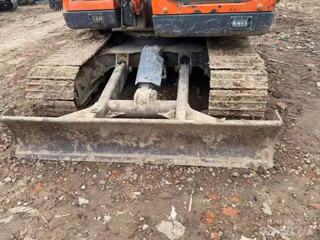 Doosan DX 75 履带挖掘机