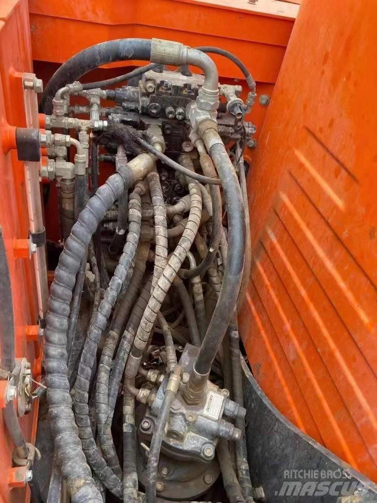 Doosan DX 75 履带挖掘机