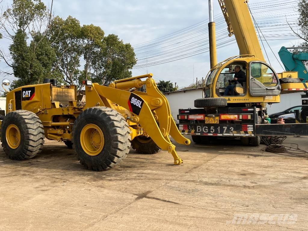 CAT 966 轮式装载机