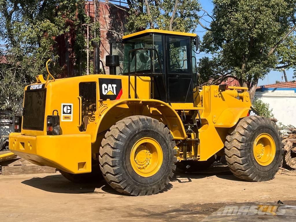 CAT 966 轮式装载机