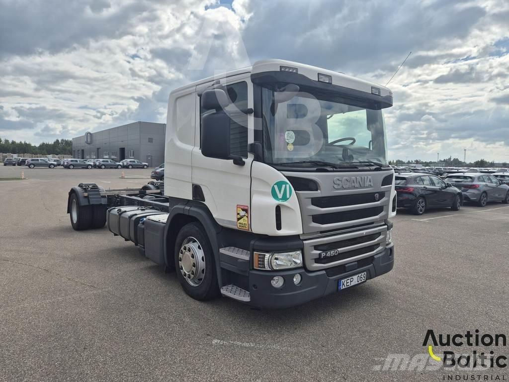 Scania P 450 平板车