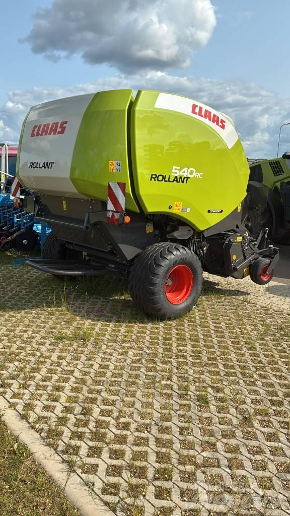 CLAAS Rollant 540 RC 圆捆打捆机