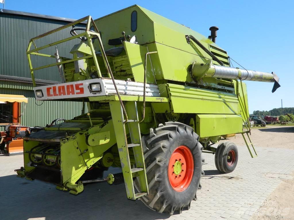 CLAAS Mercator 60 联合收割机