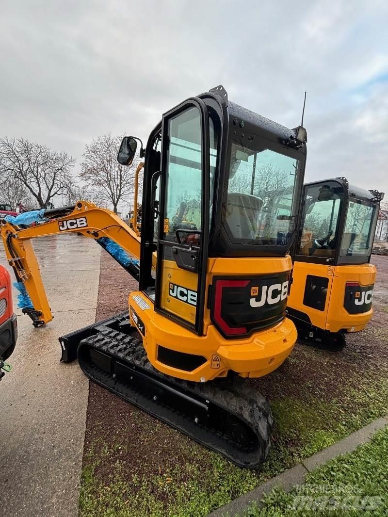 JCB 26C-1 小型挖掘机