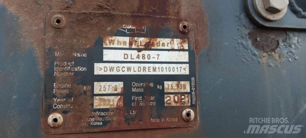 Doosan DL 480-7 轮式挖掘机