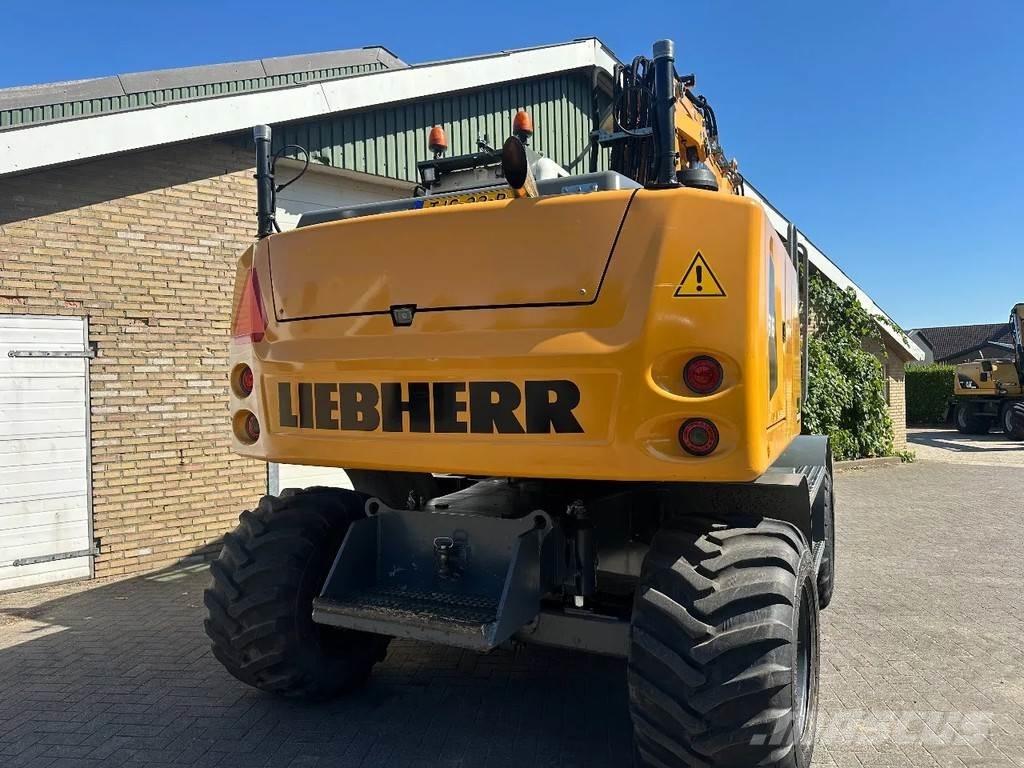 Liebherr A916 轮式挖掘机