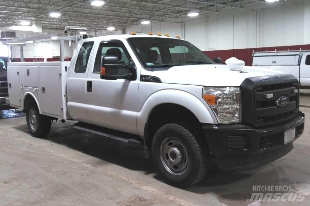 Ford F 350 XL SD 皮卡车