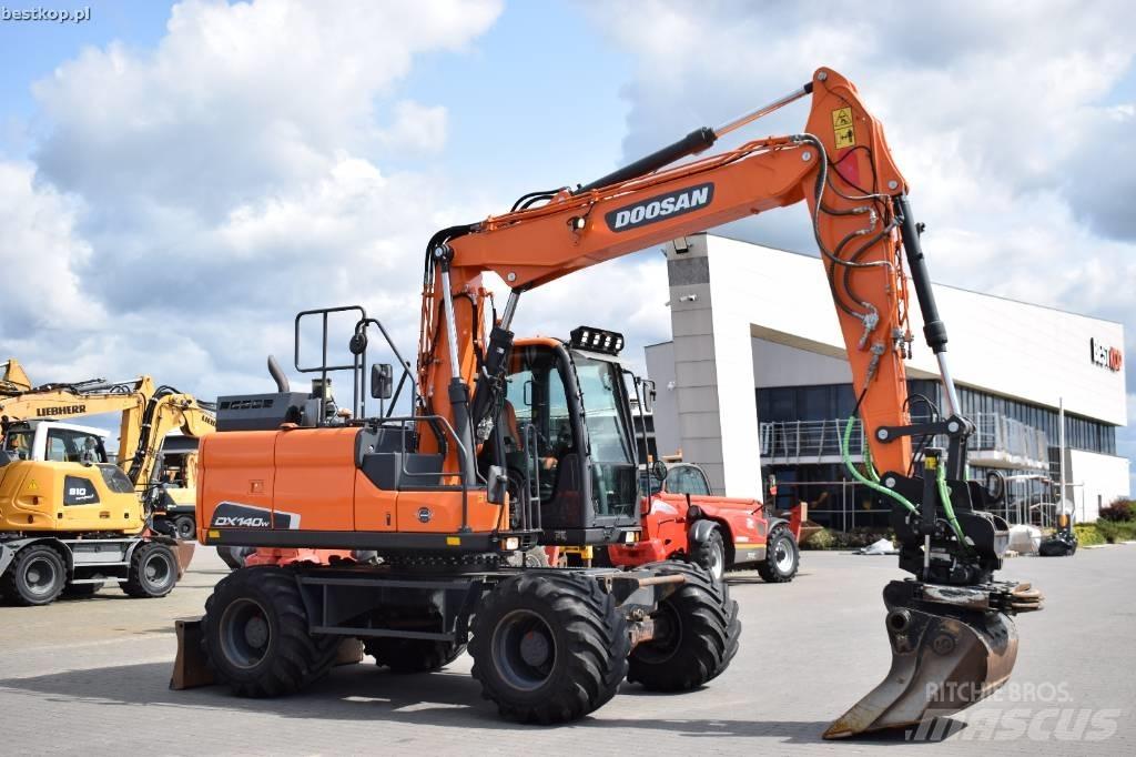 Doosan DX 140 W-5 轮式挖掘机