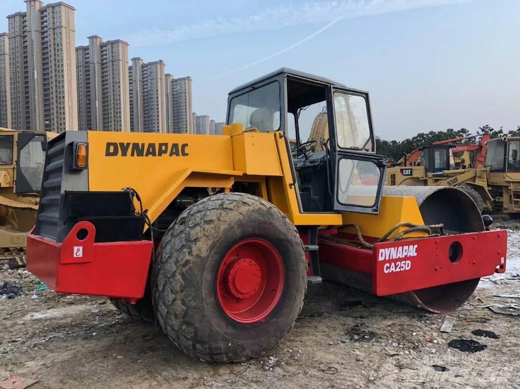 Dynapac CA 25 D 单轮压路机