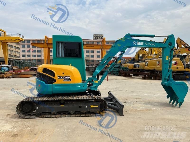 Kubota KX 135 小型挖掘机