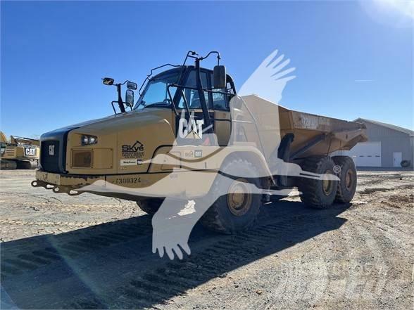CAT 725C2 铰接式自卸车