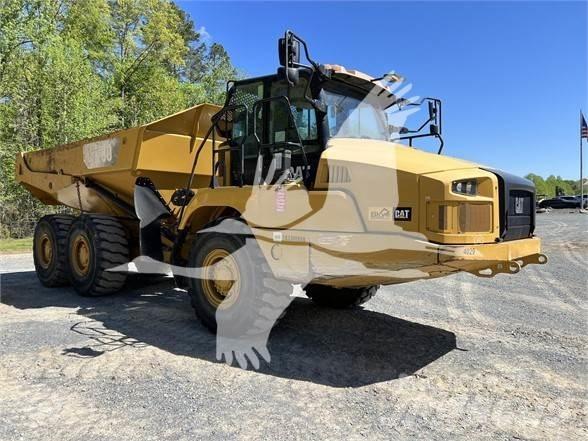 CAT 730 铰接式自卸车