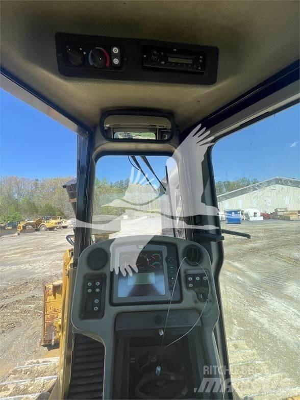CAT D6T XL 履带式推土机