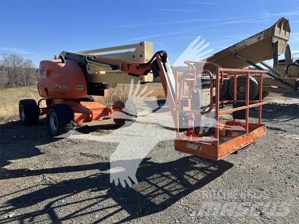 JLG 450AJ 曲臂高空工作平台