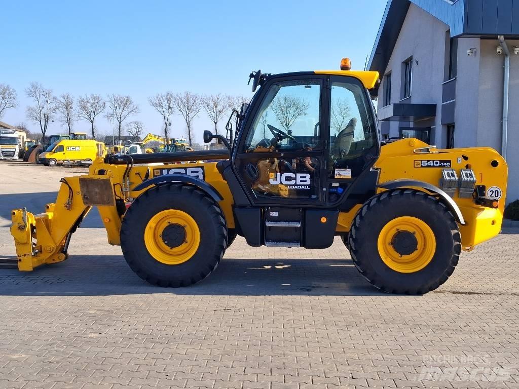 JCB 540-140 伸缩臂叉装车|叉装车