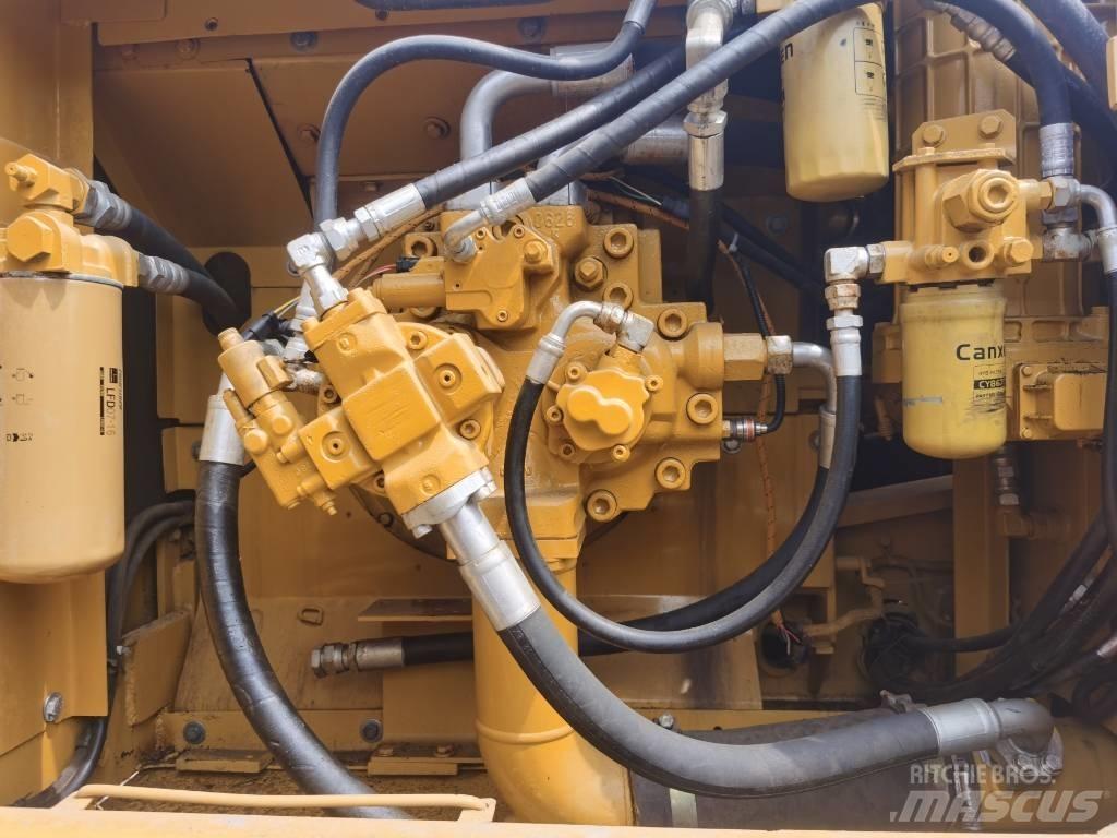 CAT 336 D2 履带挖掘机