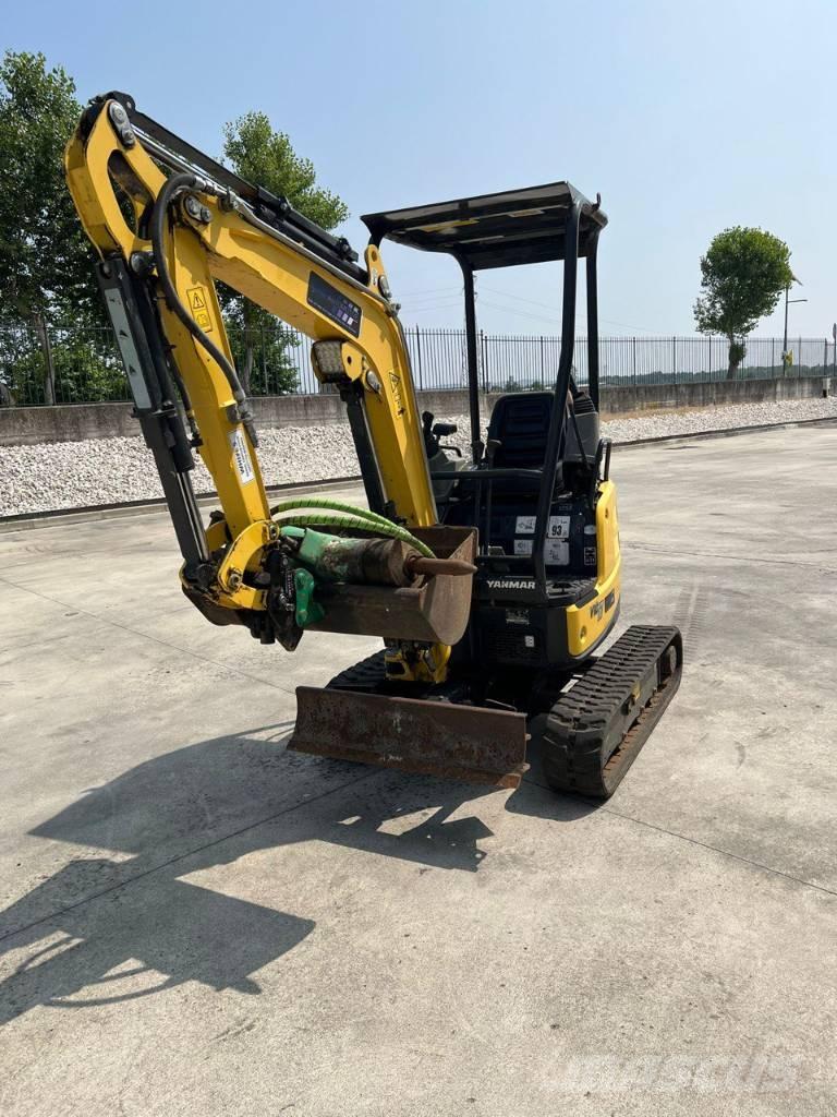 Yanmar Vio 17 小型挖掘机